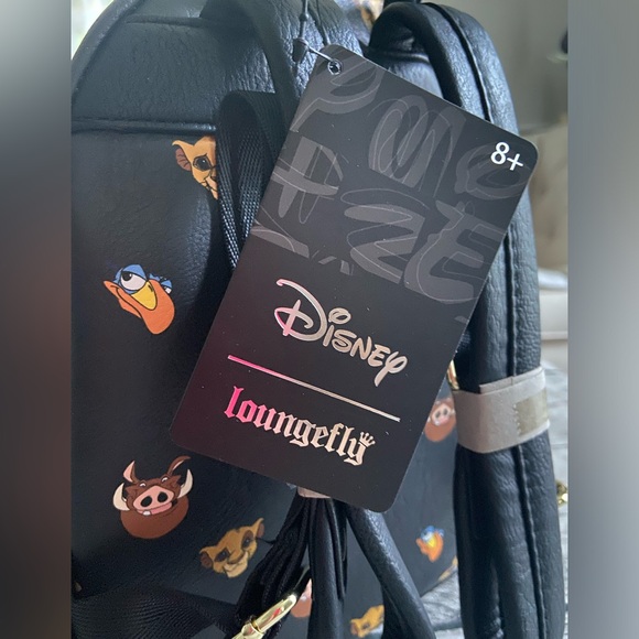 NWT! Loungefly Disney COLLECTION EXCLUSIVE The Lion King characters backpack - Picture 6 of 6